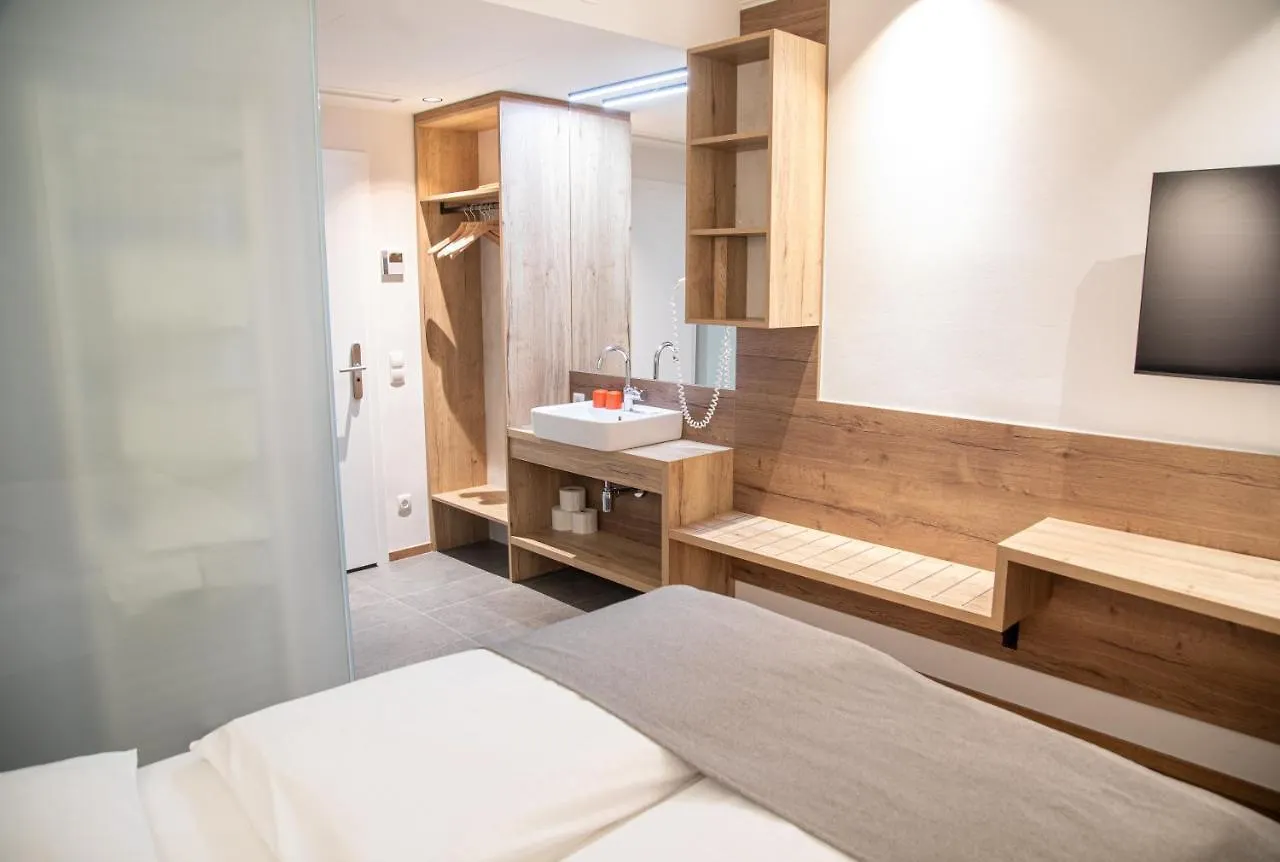 Hotel Restaurant Auerhahn Salzburg Gæstehus