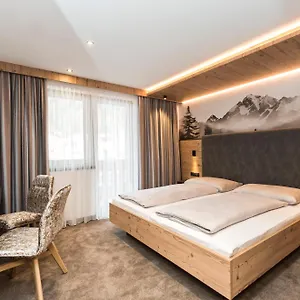 Garni Pfeifer Bed & Breakfast Ischgl