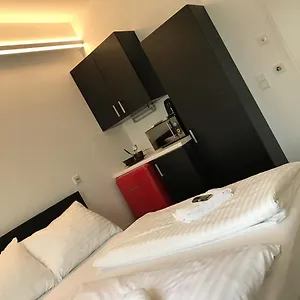 Motel Ost