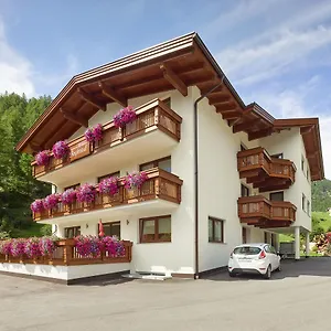 Apartment Bergkristall Sölden